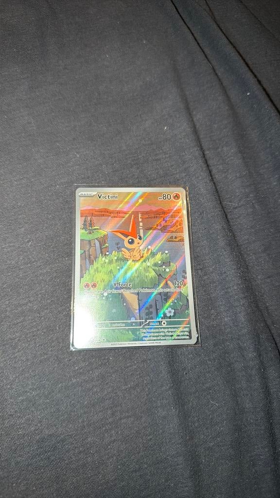 Victini, Ophalen of Verzenden, Zo goed als nieuw, Losse kaart, Foil