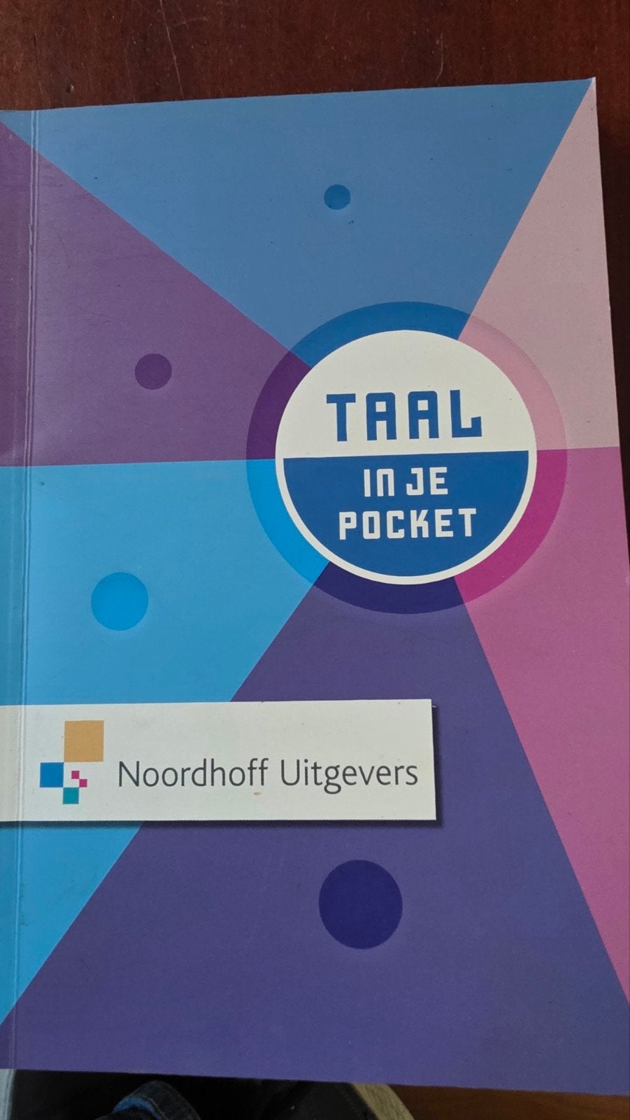 R. Backers - In je pocket Taal, Ophalen of Verzenden, Zo goed als nieuw, R. Backers; Marion van de Coolwijk