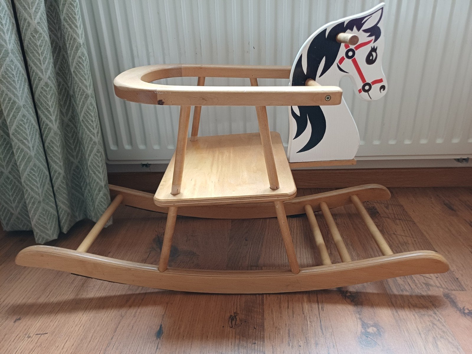 Houten hobbelpaard, Ophalen, Gebruikt
