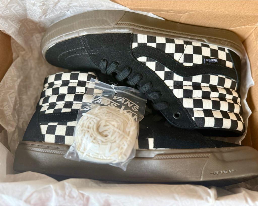 Vans Skate Sk8-Hi Zwart/wit gum - Nieuw in doos 43, Ophalen of Verzenden, Nieuw, Zwart, Sneakers of Gympen