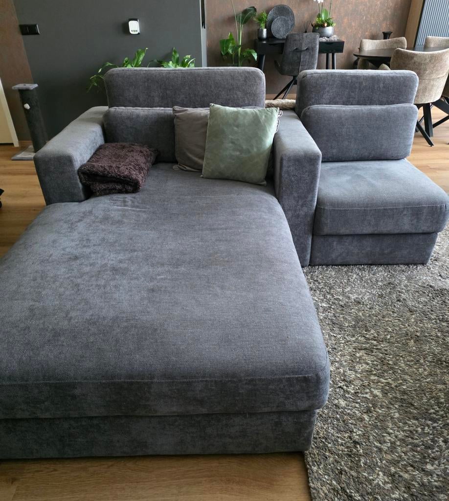 Moderne grijze loungebank met chaise longue, Huis en Inrichting, Banken | Bankstellen, Ophalen, Modern, Comfortabel, Gebruikt
