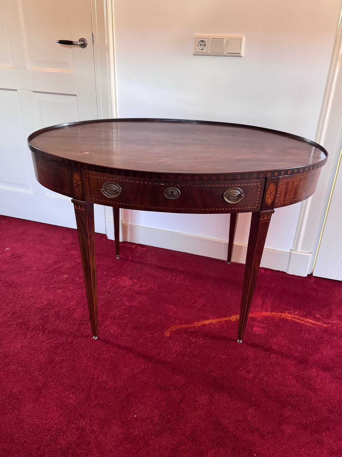 Antieke Mahonie Sidetable met Ovaal Blad en Inlegwerk, Antiek en Kunst, Ophalen