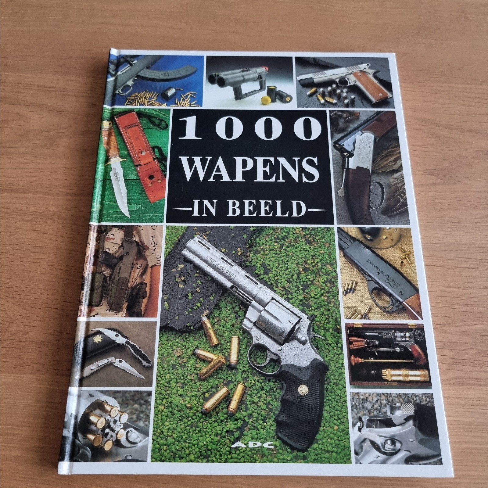 Grote collectie Wapen- tijdschriften, boeken, encyclopedieën, Ophalen of Verzenden, Zo goed als nieuw, Overige onderwerpen