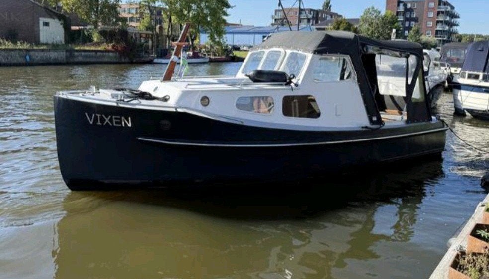 Bakdekker ex politie zeer fraaie boot,7m ( bj 1935), Watersport en Boten, Ophalen of Verzenden, Diesel, Koelkast