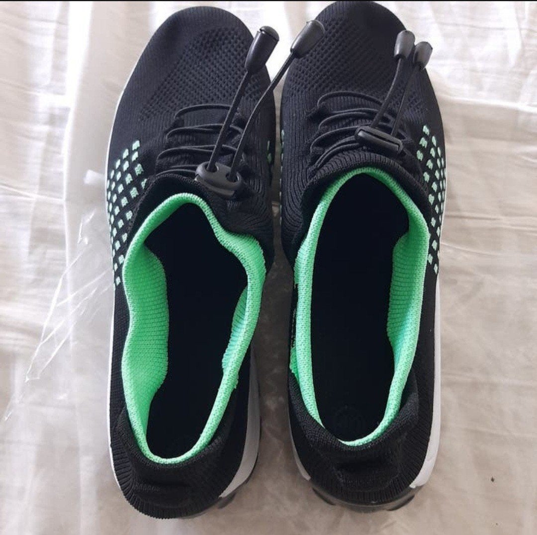 NIEUW! Dames sport schoenen, wandel schoen, zwart/groen,mt40, Nieuw, Ophalen of Verzenden, Sportschoenen, Zwart