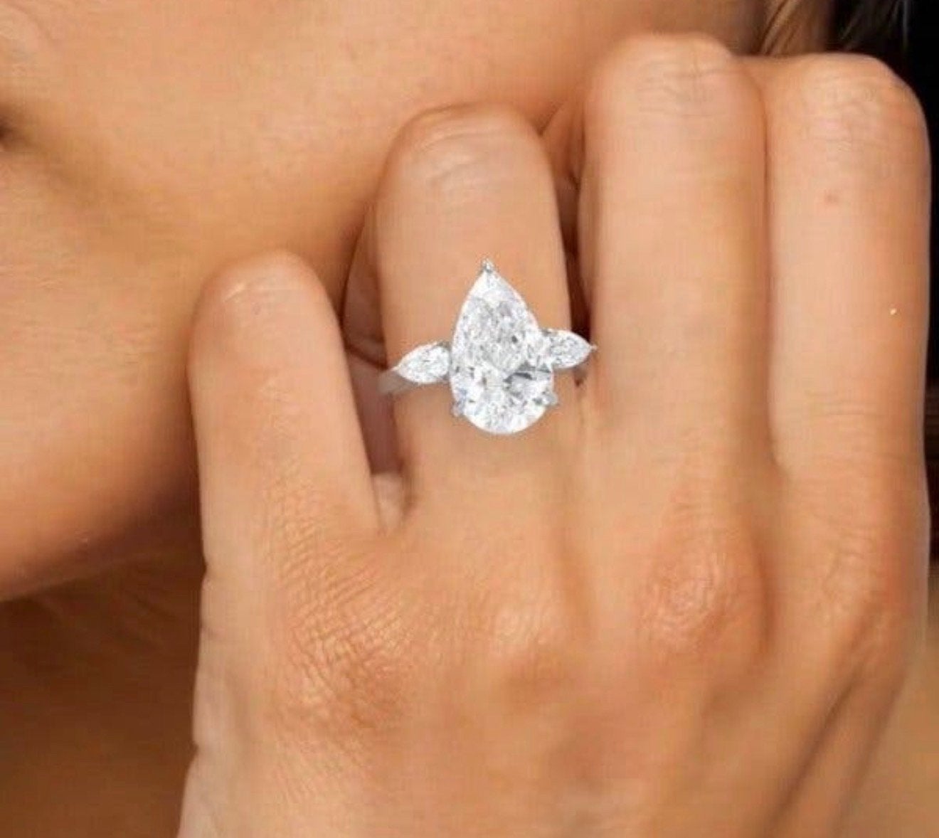 Nieuwe witgouden ring met VS2 diamanten van maar liefst 6CT!, Nieuw, Ophalen of Verzenden, 17 tot 18, Met edelsteen