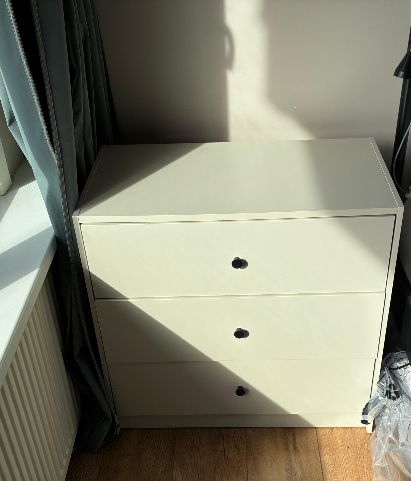 IKEA GURSKEN ladekast met 3 lades, lichtbeige, Huis en Inrichting, Kasten | Ladekasten, Ophalen, 50 tot 100 cm, Zo goed als nieuw