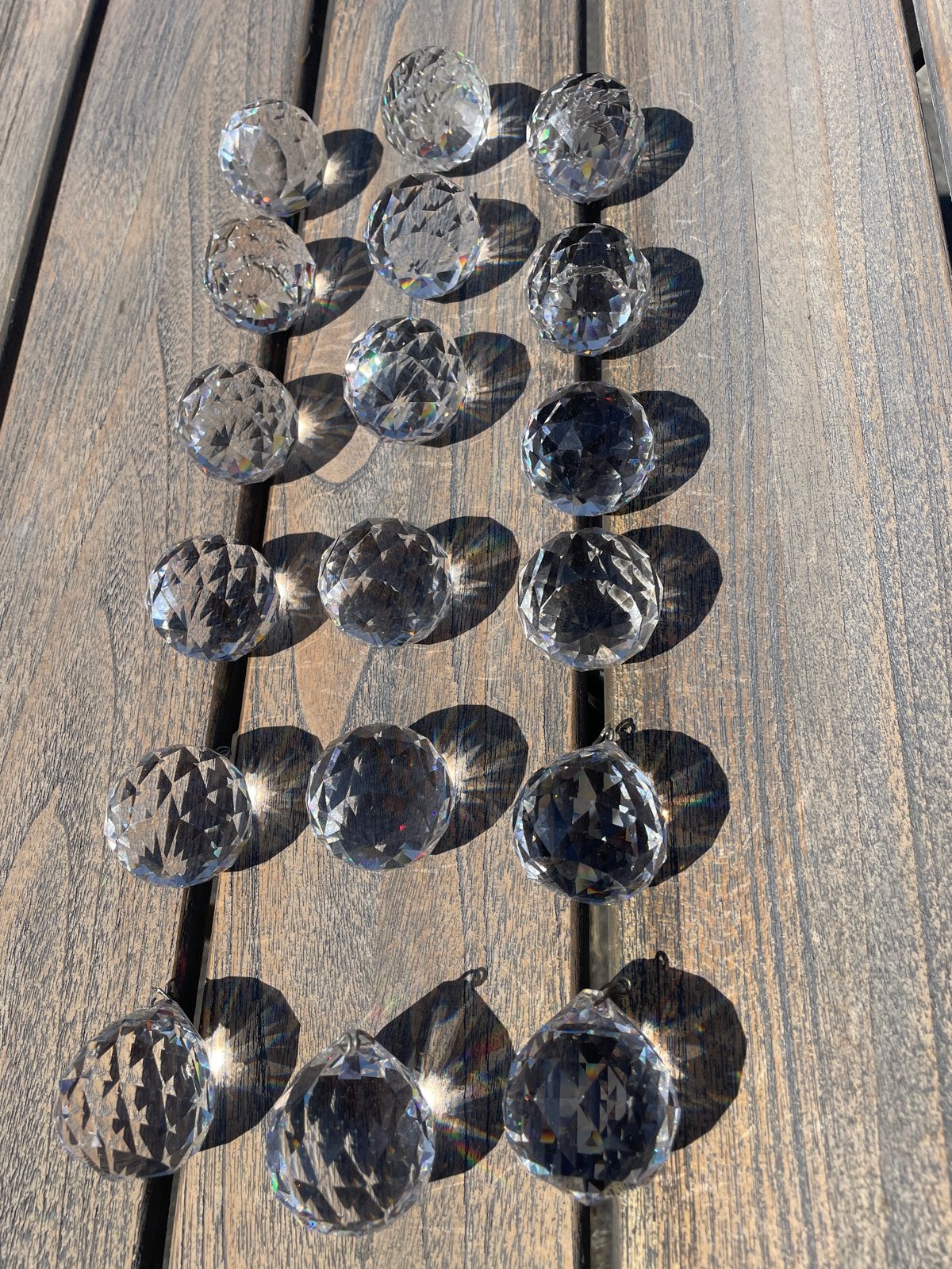 18 Kristallen bollen - Decoratie, Suncatchers, Feng Shui, Gebruikt, Meerkleurig, Overige materialen, Ophalen of Verzenden