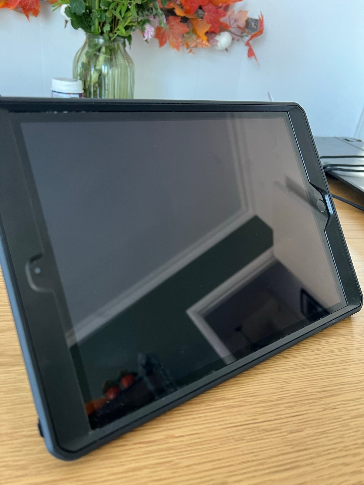 Apple iPad in stevige hoes, Computers en Software, 10 inch, 32 GB, Apple iPad, Zwart