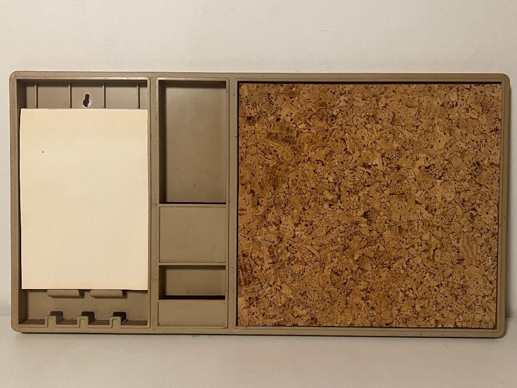 Prikbord met kurk/ memobord met kladblok en pennenhouder, Ophalen of Verzenden, Gebruikt, Prikbord