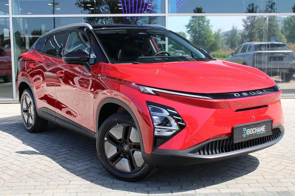 Omoda 5 EV Premium 61 kWh Bloodstone Red Carbon Crystal blac, Auto's, Overige Auto's, 430 km, Automatische klimaatregeling, 211 pk