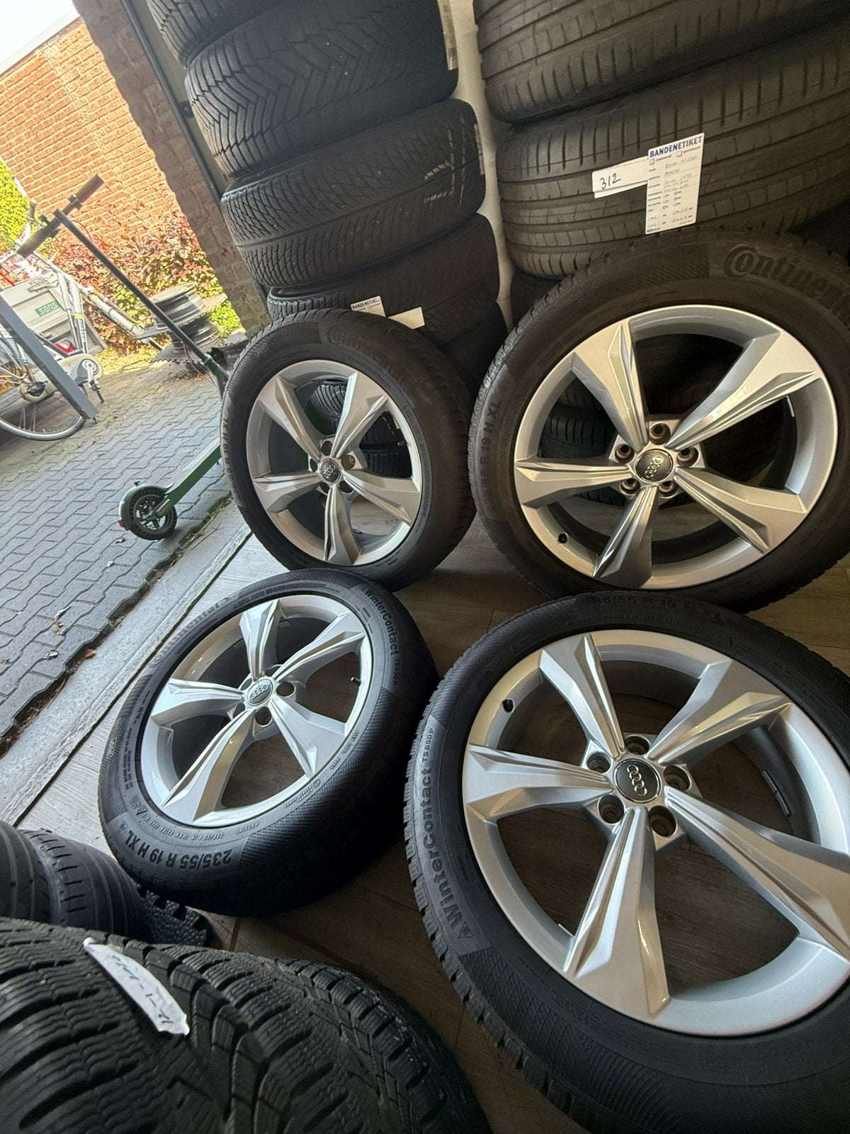 Orgineel audi Q5 & SQ5/winter/19inch/5x112/et34, 19 inch, Audi, ----, Banden en Velgen