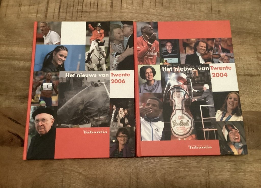 2 boeken Het nieuws van Twente 2004 - 2006, Ophalen of Verzenden, Zo goed als nieuw