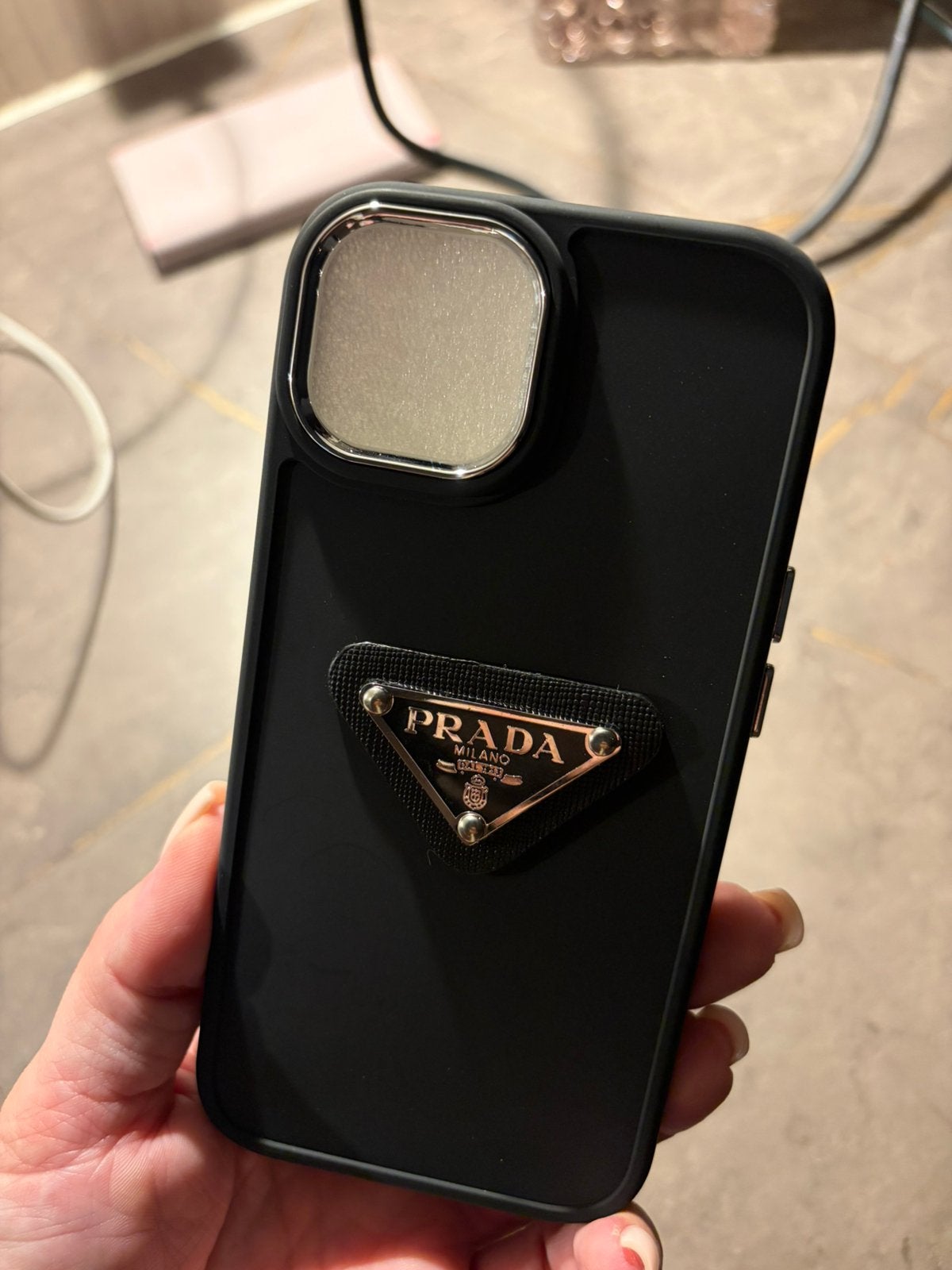 Nieuw hoesje iphone 15, Telecommunicatie, Ophalen of Verzenden, Nieuw, Zwart