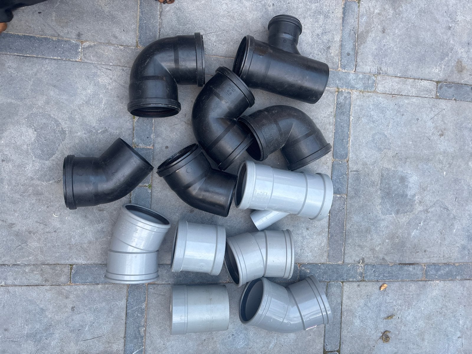 Rioolbuizen en bochten 110 mm - Diverse PVC onderdelen, Afvoer, Pvc, Nieuw, Ophalen of Verzenden