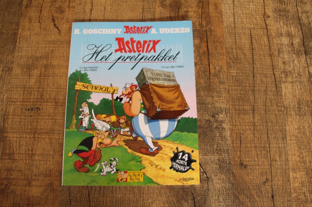 Asterix: Het Pretpakket & Asterix en het Haantje Jericocorix, René Goscinny, Albert Uderzo, Verzenden, Zo goed als nieuw, Meerdere stripboeken