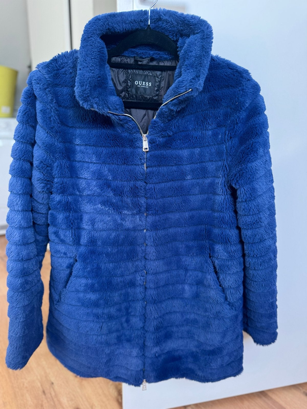 Guess blauwe teddy jas, Kleding | Dames, Ophalen of Verzenden, Zo goed als nieuw, Maat 38/40 (M), Blauw