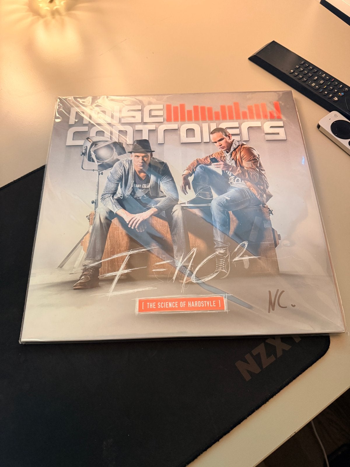 2 x Noisecontrollers - E=NC2 (The Science of Hardstyle) LP, Overige genres, Ophalen of Verzenden, 12 inch, Nieuw in verpakking