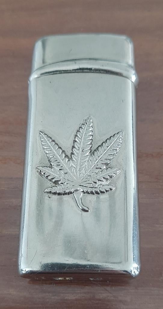 Vintage navulbare aansteker, goudkleurig, Verzamelen, Ophalen of Verzenden, Gebruikt, Aansteker