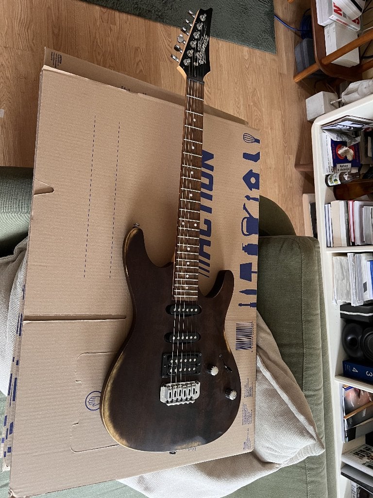 Ibanez Gio Elektrische Gitaar, Ophalen of Verzenden, Zo goed als nieuw, Solid body, Ibanez