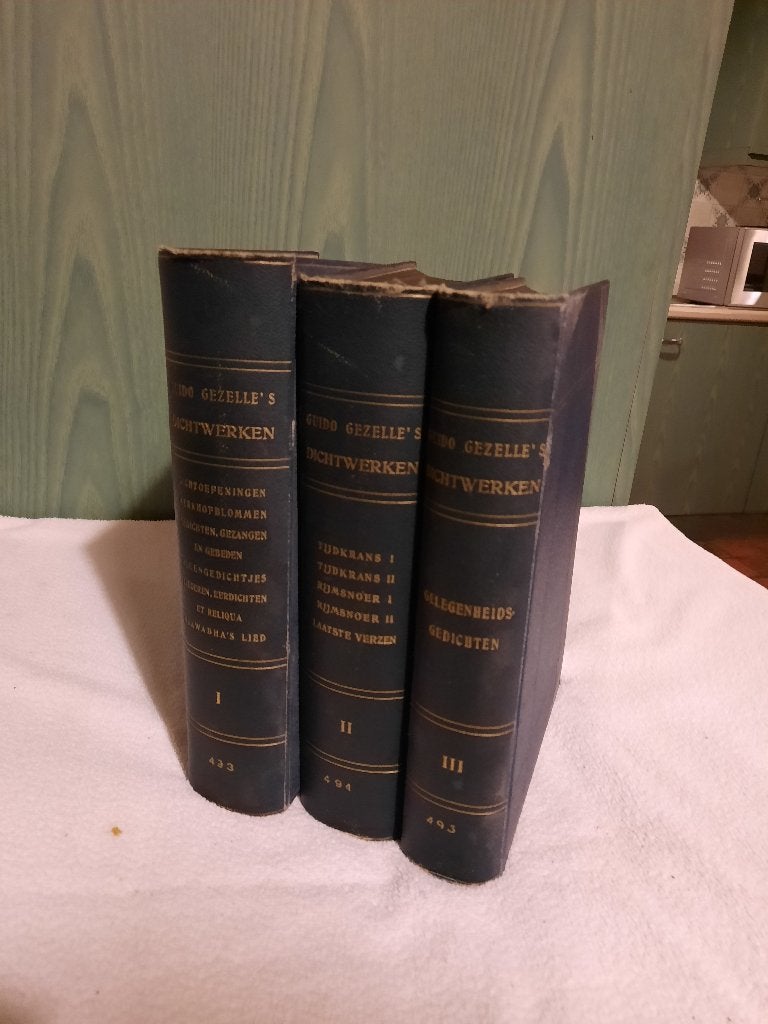 3 boeken Guido Gezelle's dichtwerken,660 blz. begin 1900, Ophalen of Verzenden