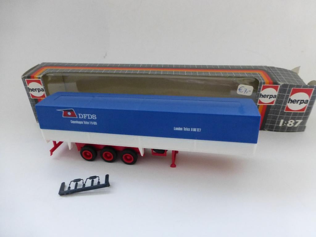 Herpa oplegger met huif DFDS transport, Ophalen of Verzenden, Zo goed als nieuw, Bus of Vrachtwagen, Herpa