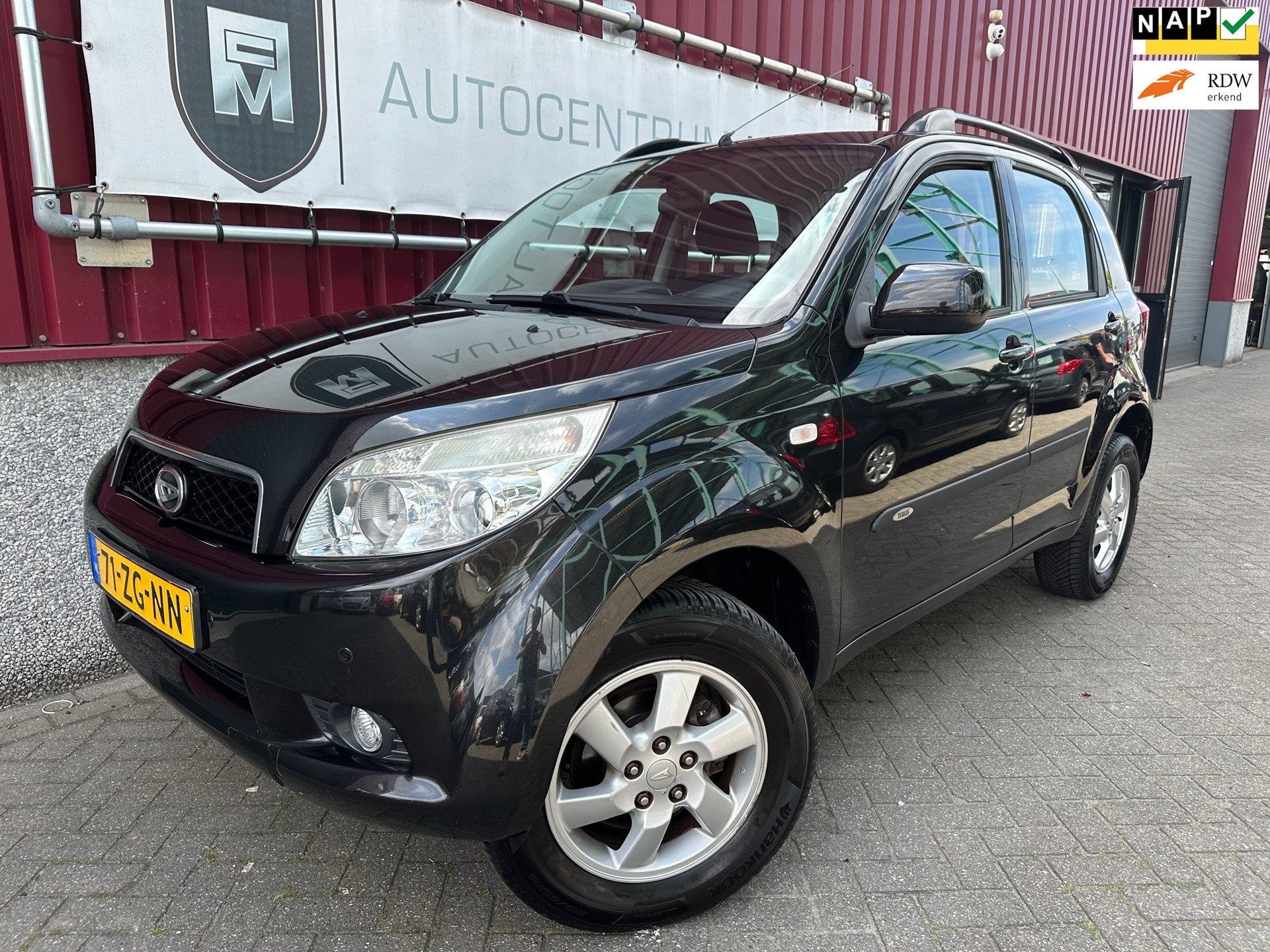 Daihatsu Terios 1.5-16v Expedition 2WD // Automaat // Airco, Auto's, 1350 kg, Gebruikt, Zwart, 400 kg