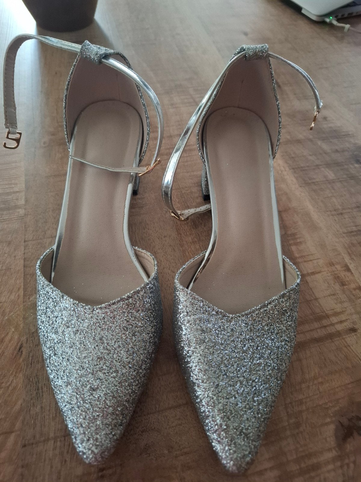 gala-/bruidschoenen met handtas, Kleding | Dames, Pumps, Overige kleuren, Ophalen of Verzenden, Zo goed als nieuw