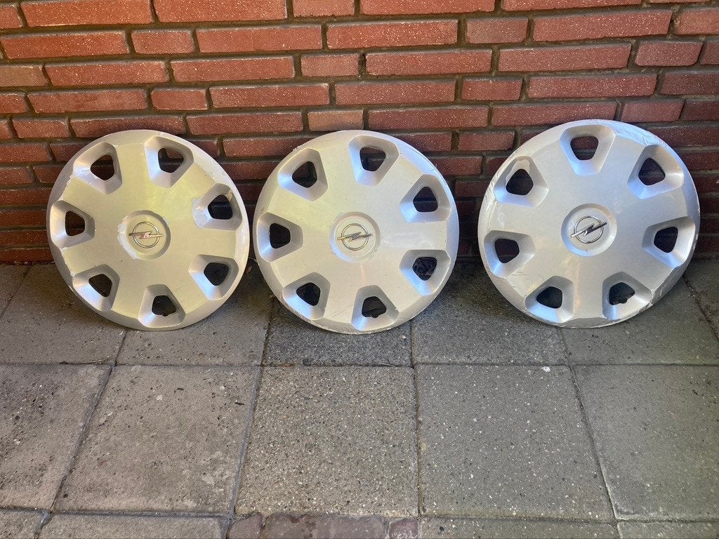 3 gebruikte wieldoppen 15 inch origineel Opel Meriva, Ophalen of Verzenden, Gebruikt