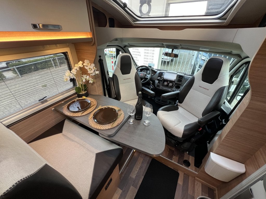 Weinsberg Pepper 600 MEG 9-T AUTOMAAT ENKELE BEDDEN FIAT 8, Automaat, Koelkast, Ringverwarming, Fiat