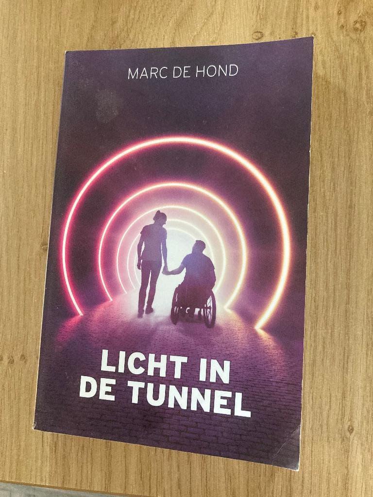 Boek Marc de Hond, Ophalen of Verzenden, Zo goed als nieuw, Overige