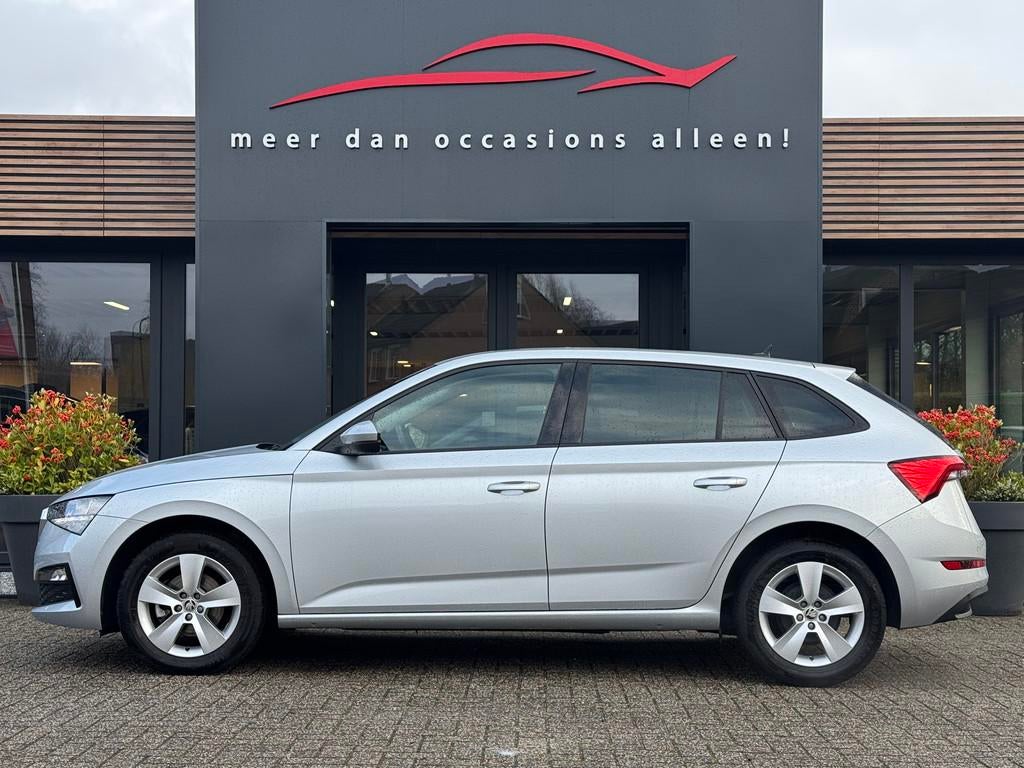 Skoda Scala Scala 1.0 TSI 110pk Greentech Ambition, Auto's, Skoda, Voorwielaandrijving, 12 maanden, Scala, Gebruikt