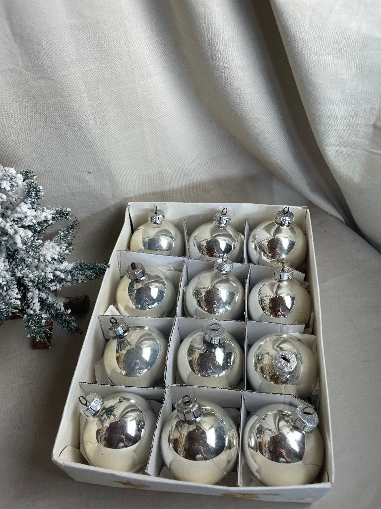 Oude grote zilveren uni kerstballen vintage, Ophalen of Verzenden, Gebruikt