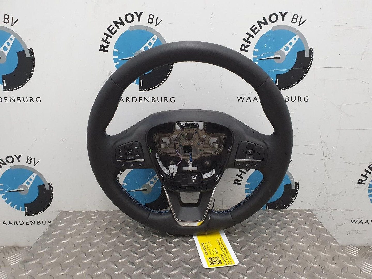 FORD FIESTA ACTIVE 1.0L 12V Euro 6.2-emissienorm STUURWIEL 2, Ophalen of Verzenden, Gebruikt, Stiba lid