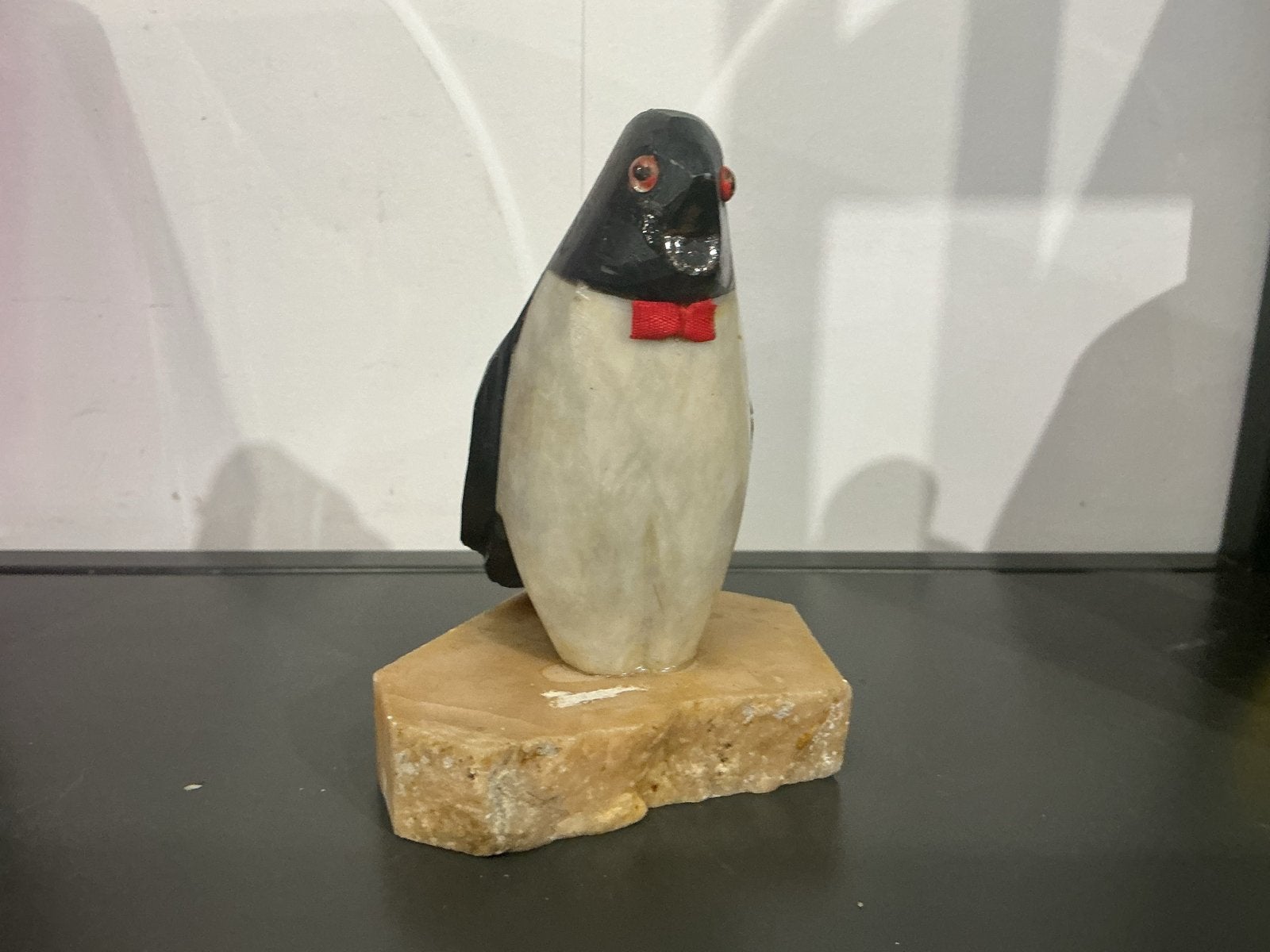 Unieke Pinguïn Beeldje van Steen - Handgemaakt, Minder dan 20 cm, Ophalen of Verzenden, Handgemaakt, Steen of Keramiek
