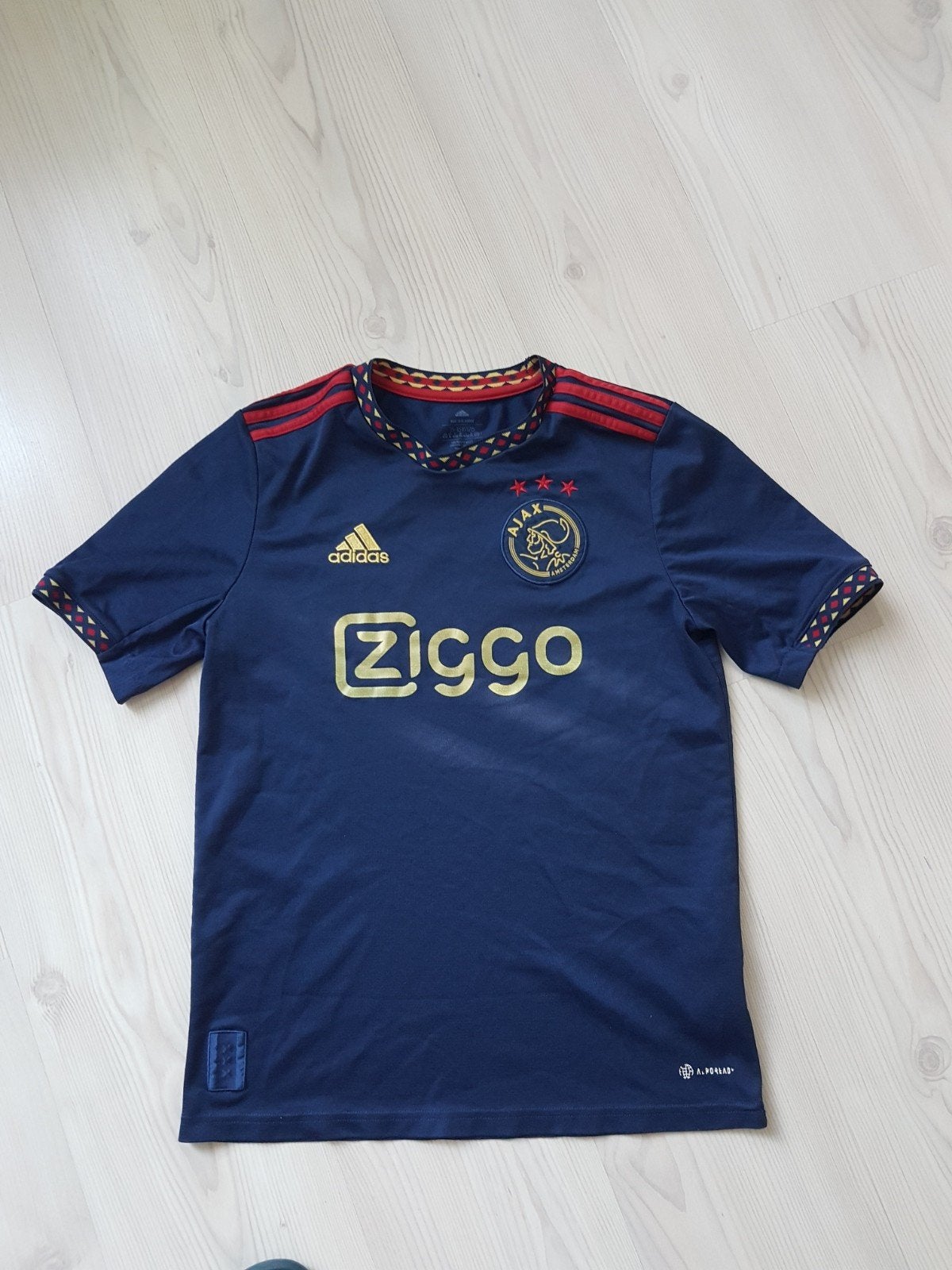 Ajax origineel uitshirt in maat small (176), Maat XS of kleiner, Ophalen of Verzenden, Zo goed als nieuw, Shirt