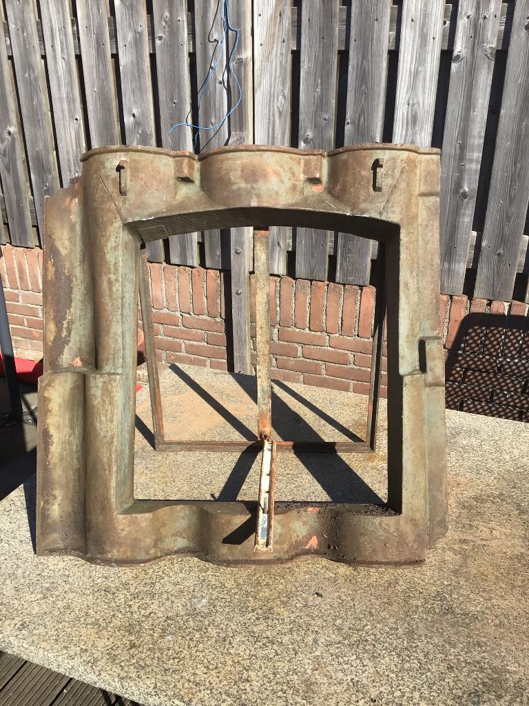 Antieke brocante gietijzeren dakraam OVH6, Ophalen of Verzenden