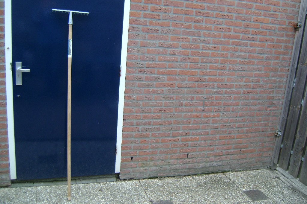 Hark 12 tands Intratuin, Tuin en Terras, Ophalen, Zo goed als nieuw, Hark, Intratuin