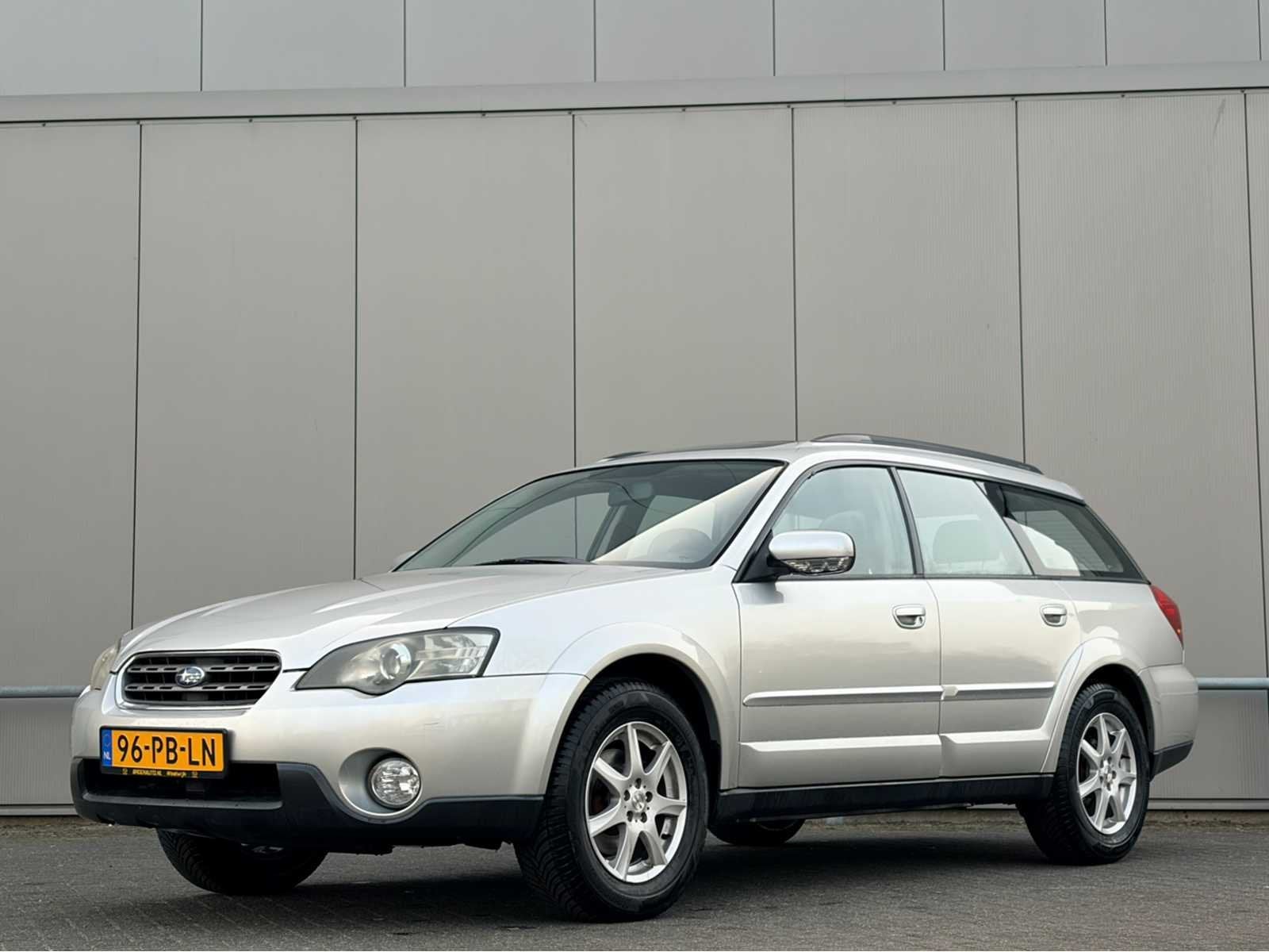 Subaru - 2004 - Outback - Personenauto, Gebruikt, Handgeschakeld, Outback, Euro 4