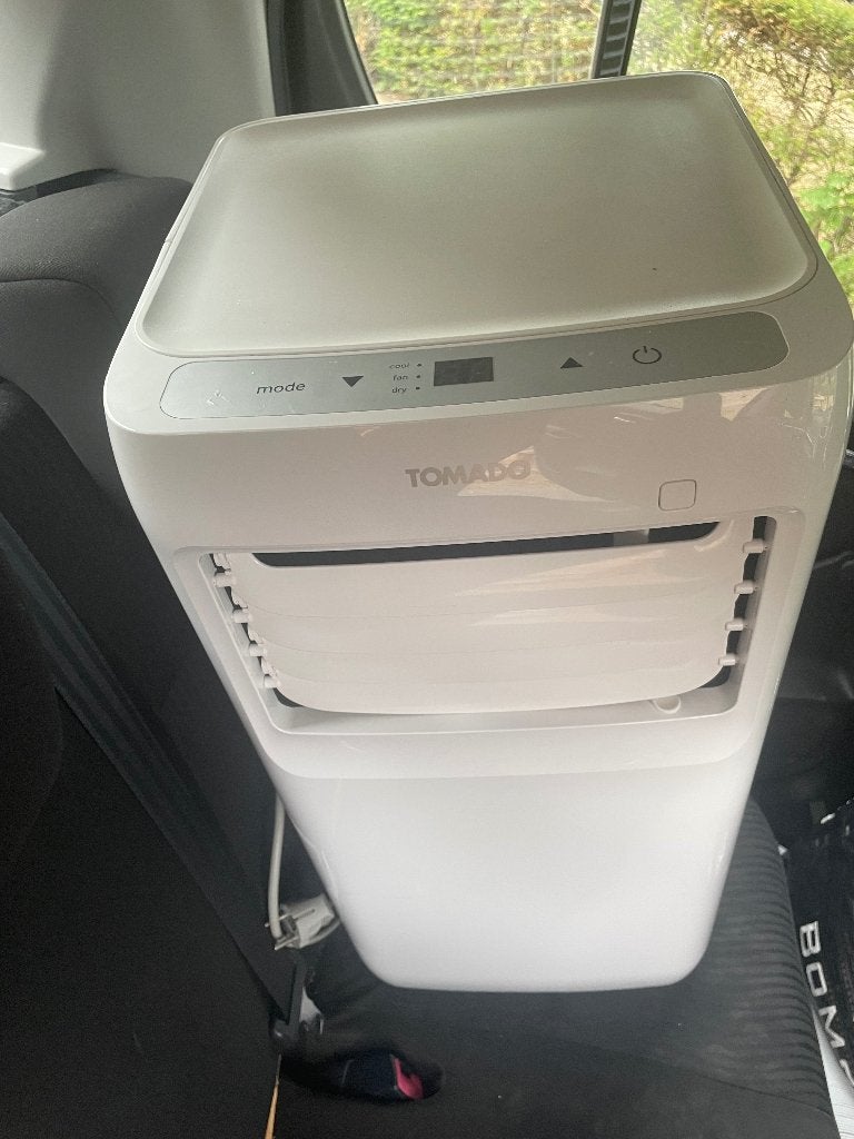 Mobiele airco Tomado, Witgoed en Apparatuur, Airco's, Ophalen, Minder dan 60 m³, 3 snelheden of meer, Zo goed als nieuw