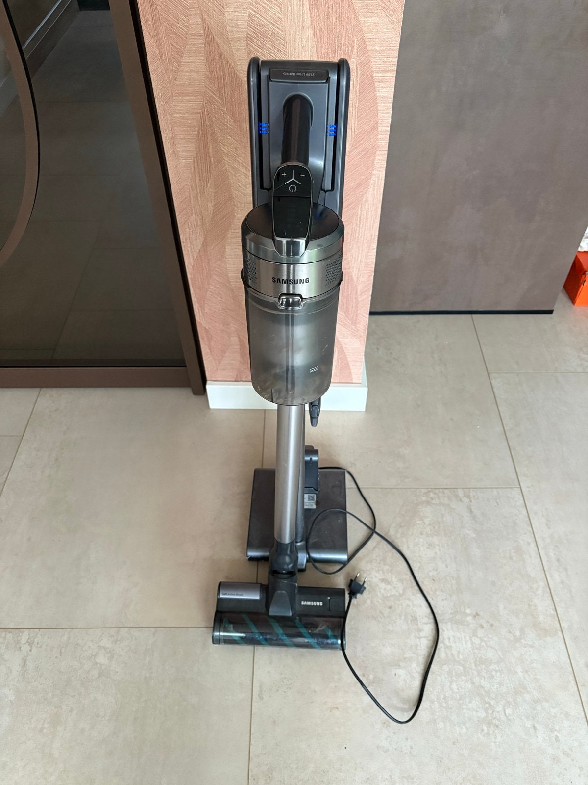 Samsung Jet 90 Complete steelstofzuiger met HEPA-filter, Witgoed en Apparatuur, Draadloos, Ophalen of Verzenden, Zo goed als nieuw