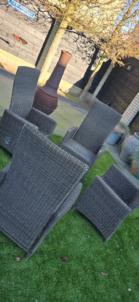 Natuurstenen Tuintafel met 4 Stoelen en Kussens, Tuin en Terras, Ophalen of Verzenden