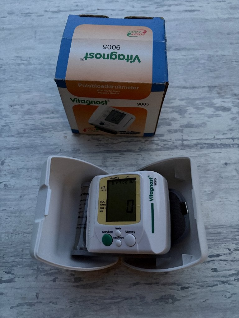 Volautomatische pols- en bloeddrukmeter Vitagnost 9005, Ophalen of Verzenden, Zo goed als nieuw, Overige typen