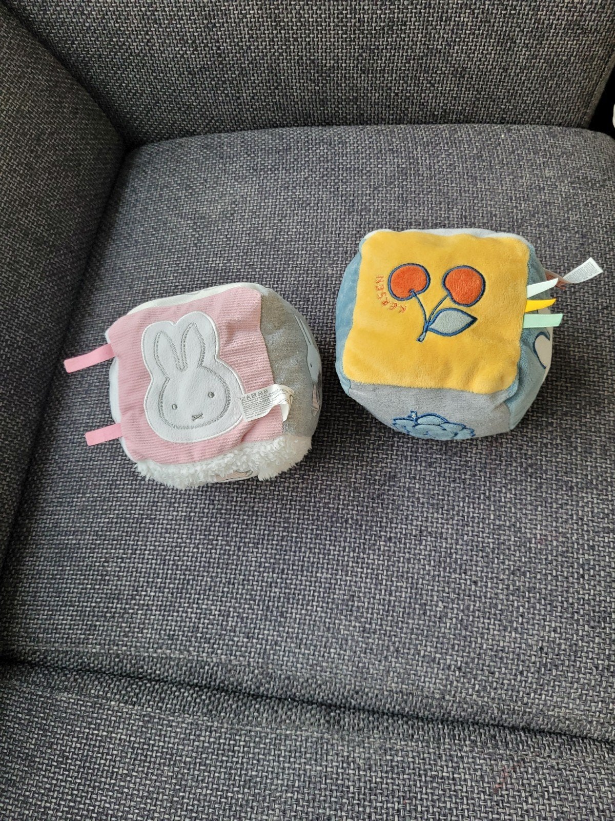 Zachte babyblokken Nijntje en kers - Set van 2, Ophalen, Zo goed als nieuw, Overige typen