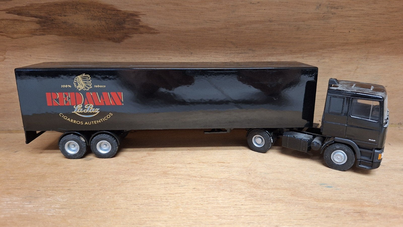 Lion Toys DAF 95 400 trekker met Red Man trailer 1:50, Ophalen of Verzenden, Zo goed als nieuw, Bus of Vrachtwagen, Lion Toys