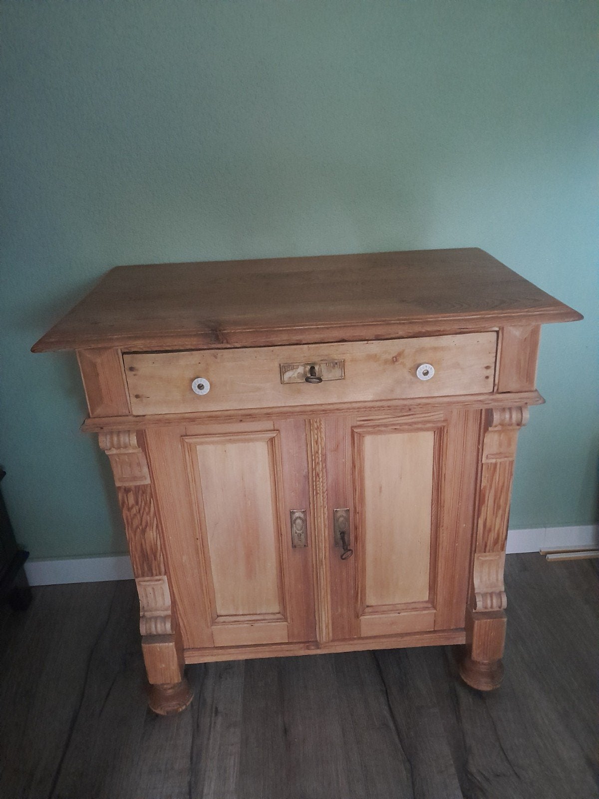 Oude houten kast met lade en deuren, Huis en Inrichting, Ophalen, Gebruikt