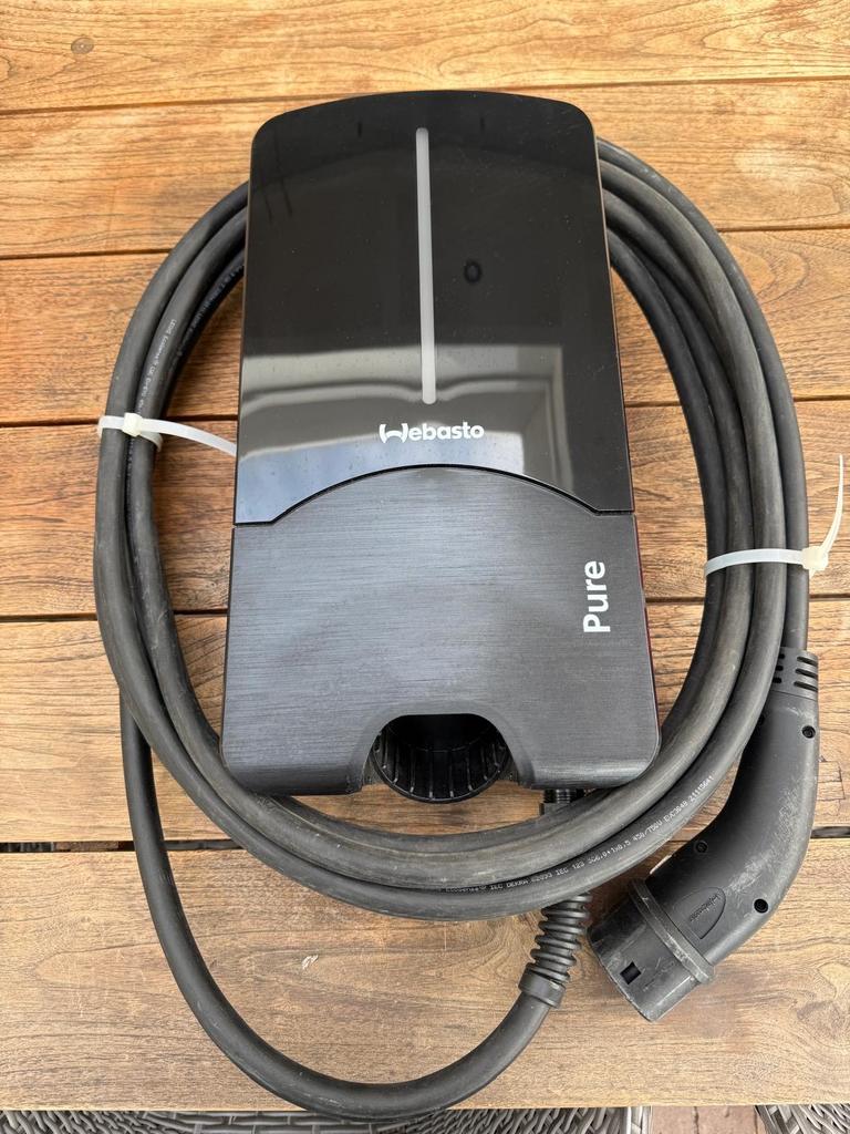Webasto Pure 2 Autolader 22 kW - 7 mtr laadkabel, Ophalen, Zo goed als nieuw, Laadpaal