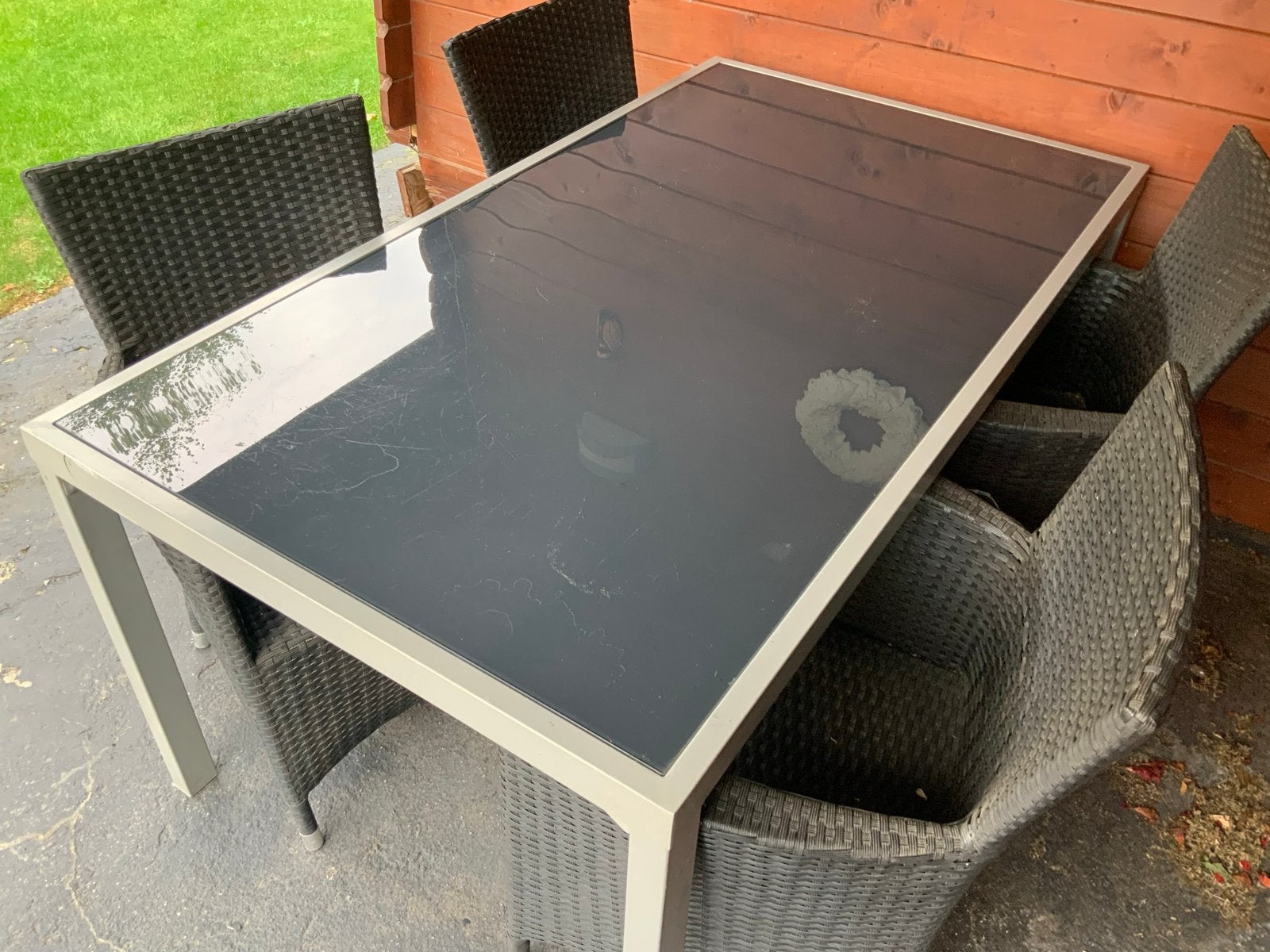 Foto 2 van Tuinset met 4 stoelen en glazen tafel
