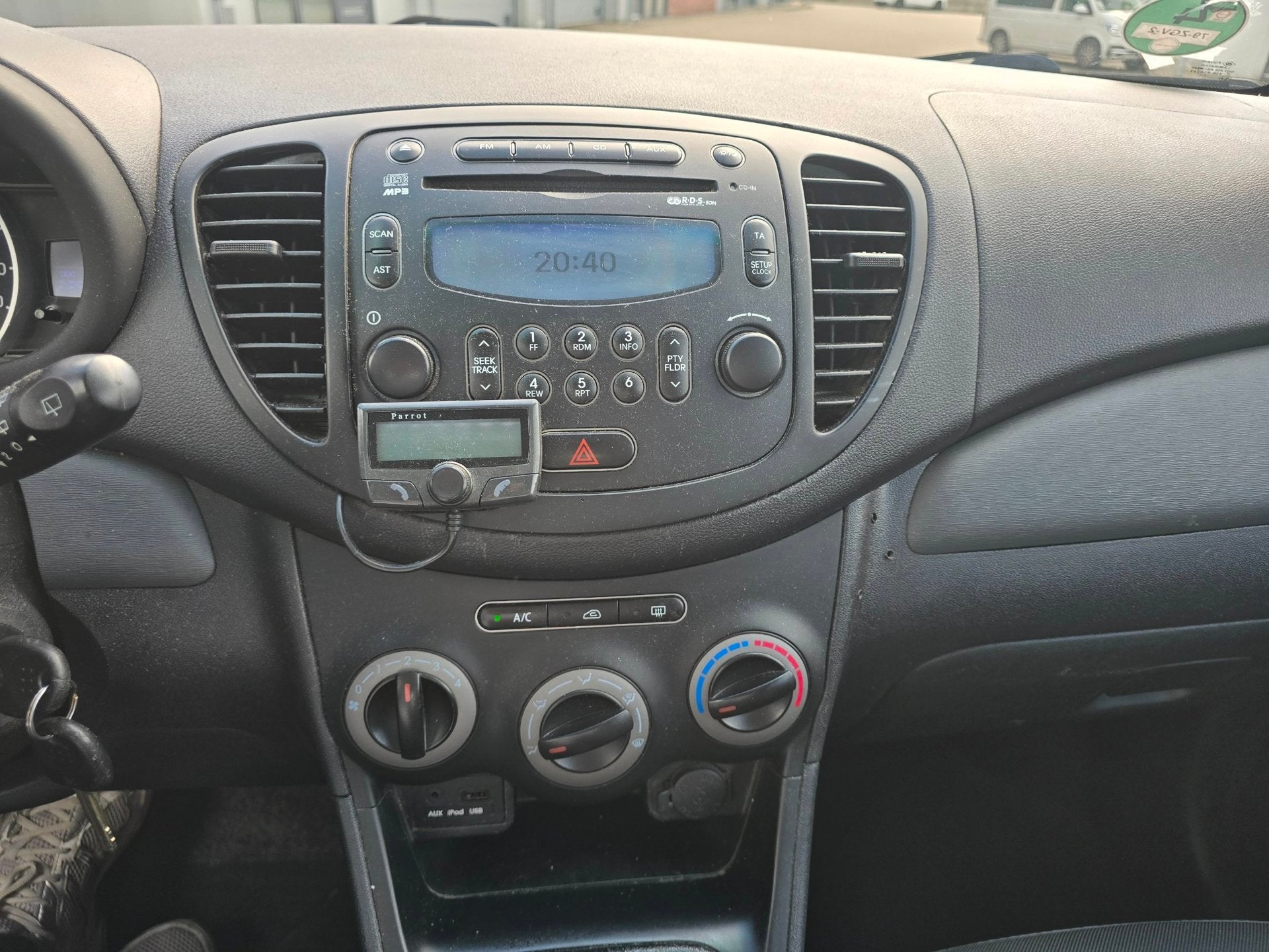 Foto 20 van Hyundai I10 1.0 i-Drive Cool recent Nieuw Koppelingset