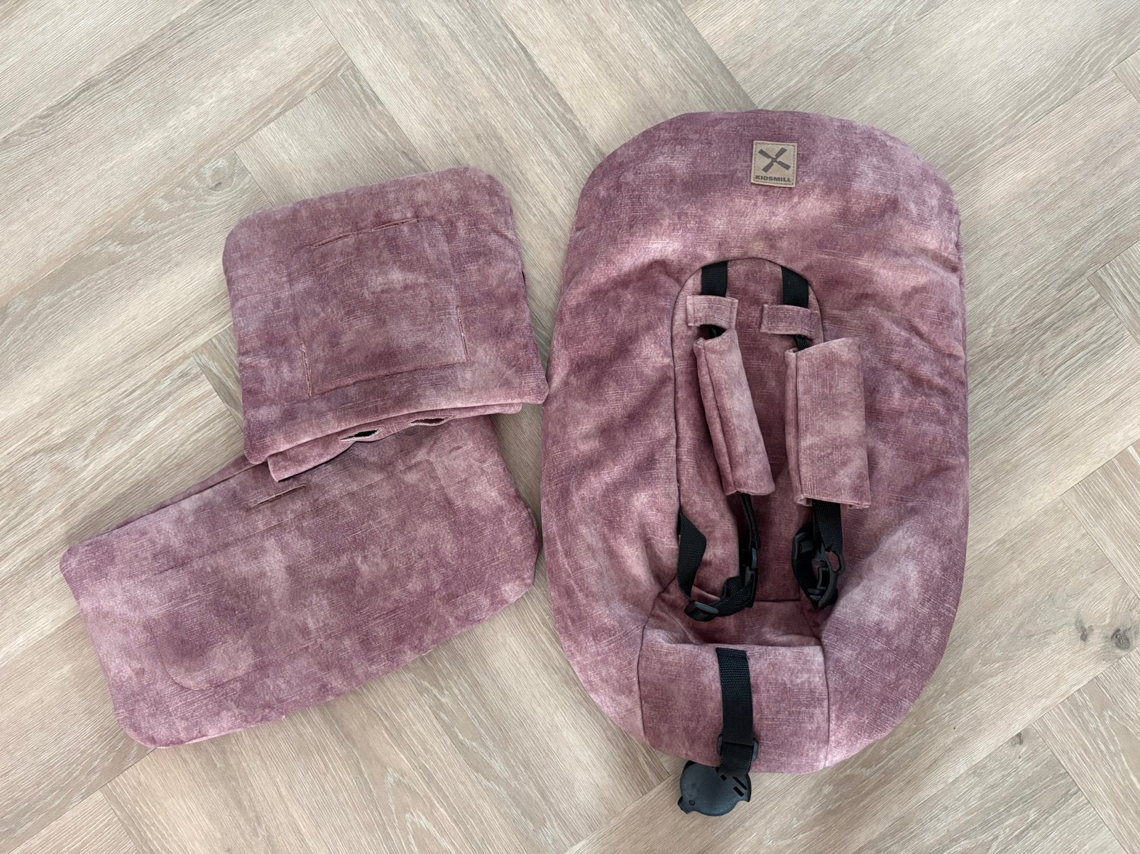 Kidsmill kussen set, Ophalen, Zo goed als nieuw, Meegroeistoel